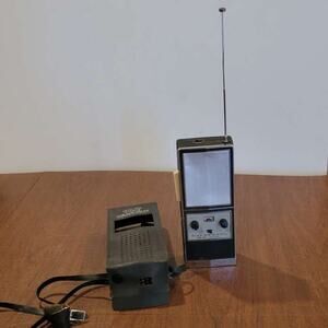 Vintage Lafayette Citizens Band One Watt walkie talkie 2 channel Model HA-135